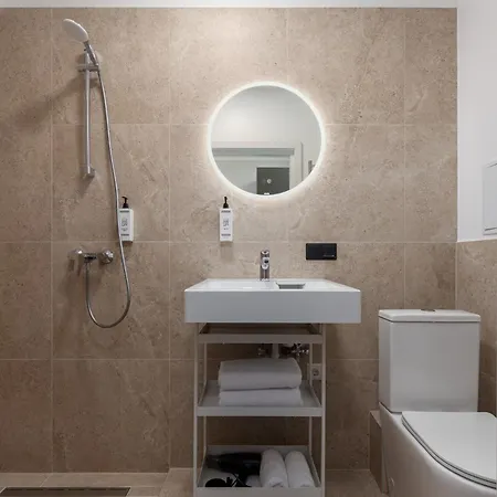 P6 Old Town - 6th Floor, No Elevator Daire