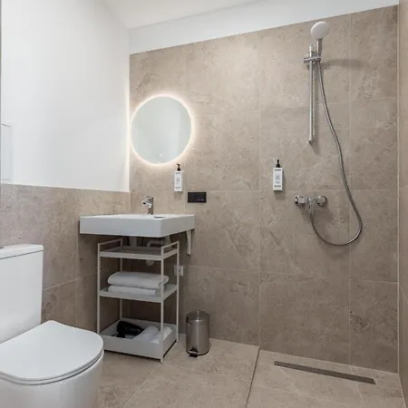 P6 Old Town - 6th Floor, No Elevator Daire