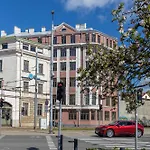 P6 Old Town Апартаменты *