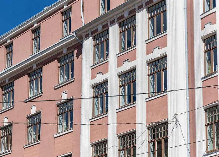 P6 Old Town - 6th Floor, No Elevator Apartment *