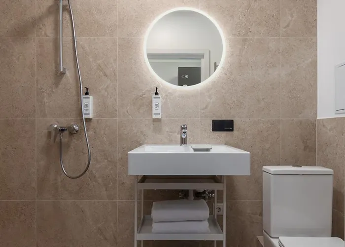 P6 Old Town - 6th Floor, No Elevator Apartment