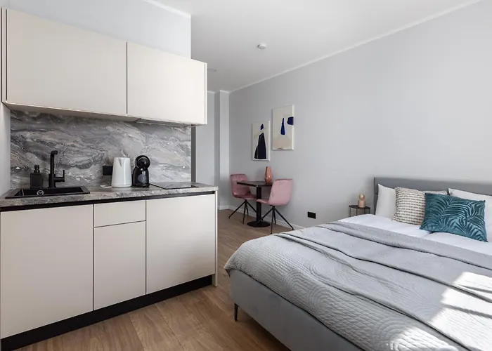 P6 Old Town - 6th Floor, No Elevator Apartment