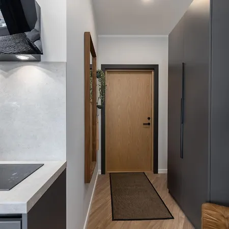 P6 Old Town Апартаменты