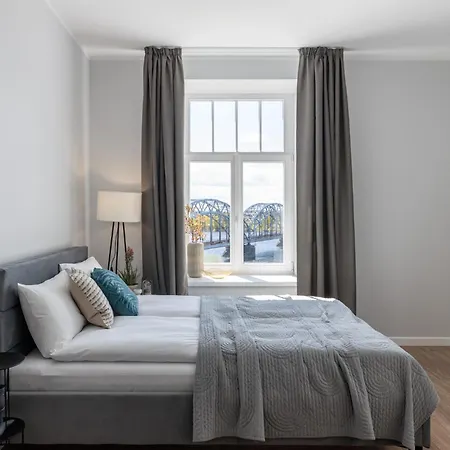 P6 Old Town - 6th Floor, No Elevator Apartmán